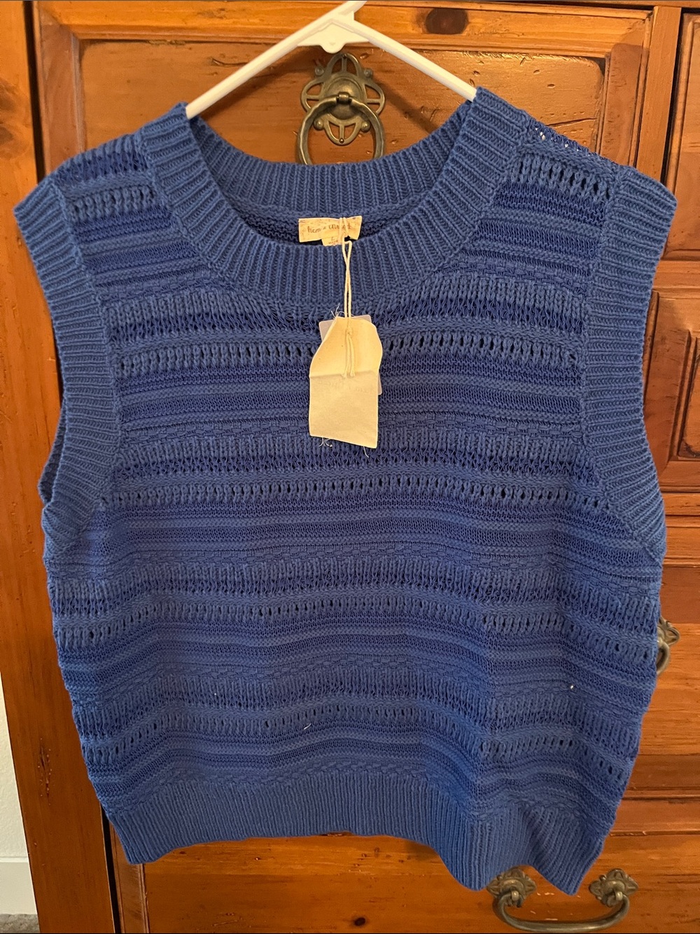Hem & Thread Royal Blue Knit Sleeveless Vest NWT Size Large